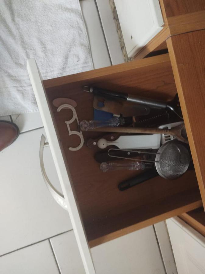 Apartamento amplo pé na areia - Itapema 180m da Praia Exterior foto