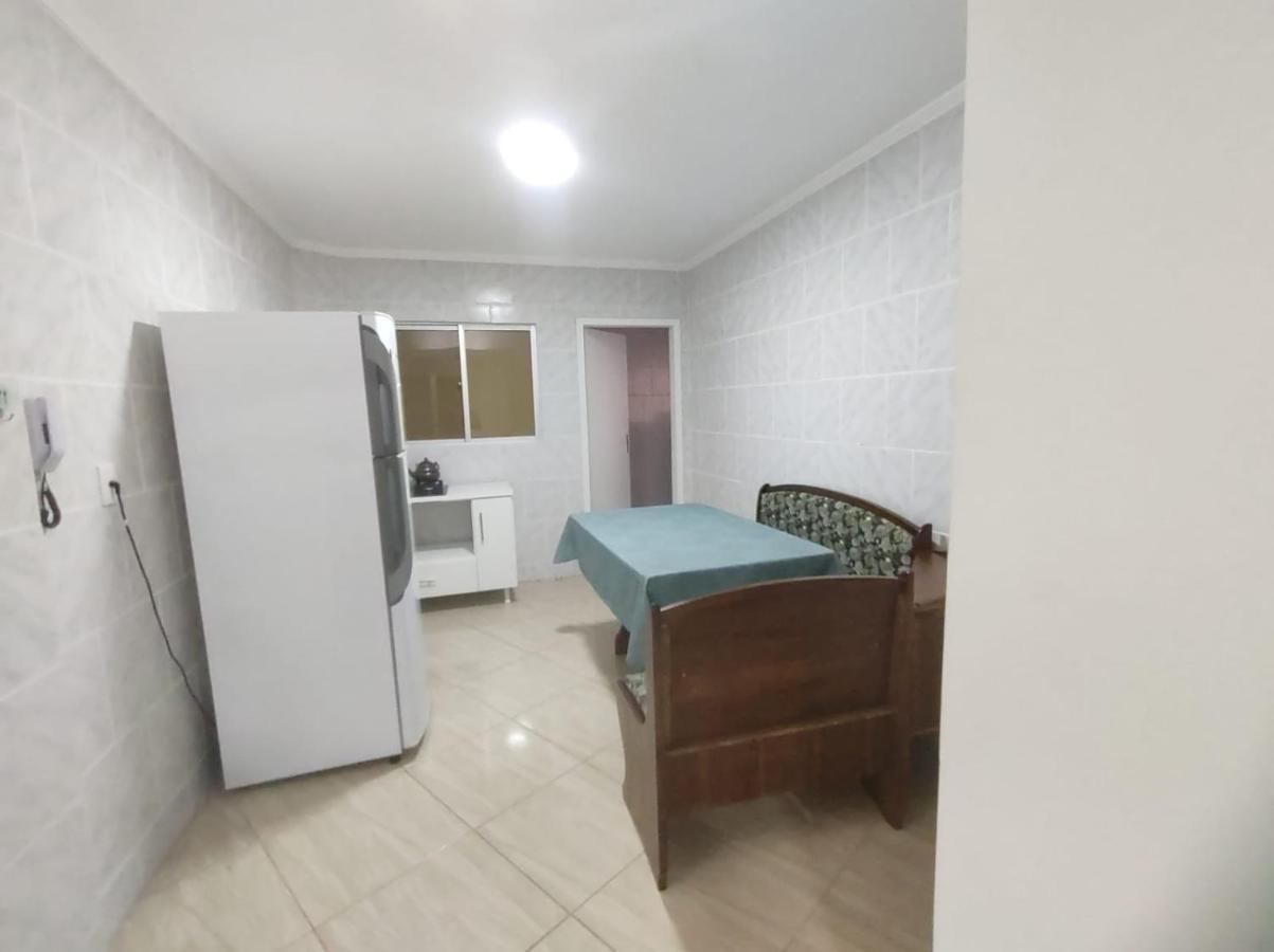 Apartamento amplo pé na areia - Itapema 180m da Praia Exterior foto